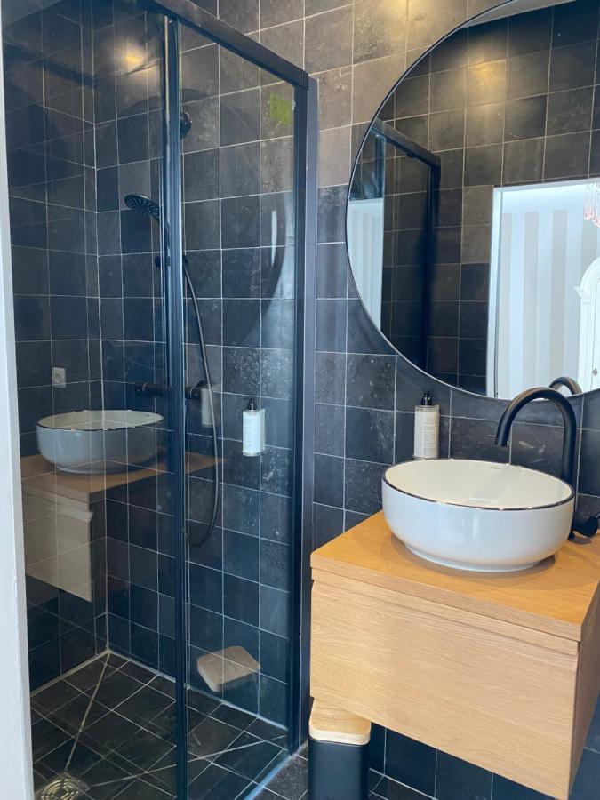 La Thebauderie Hotel Montfort-lʼAmaury Buitenkant foto