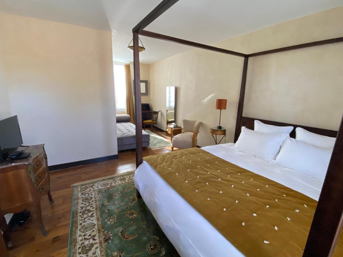 La Thebauderie Hotel Montfort-lʼAmaury Buitenkant foto